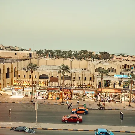 Town Hotel- Hurghada