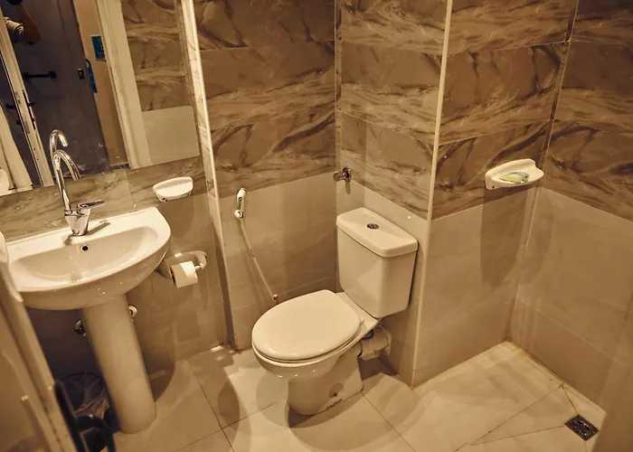 Town Hotel- Otel