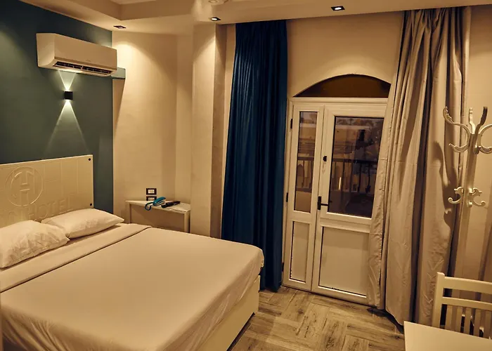 Town Hotel- Hurgada