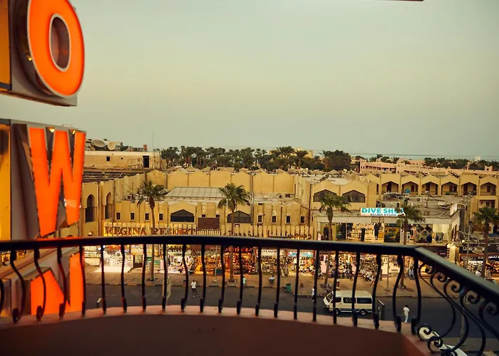 Otel Town Hotel- *